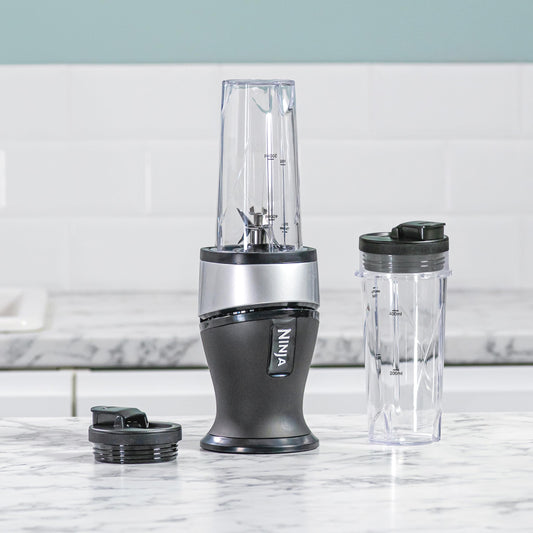 Ninja Mini Mixer Silber Schwarz, Blender für Smoothies & Eis
